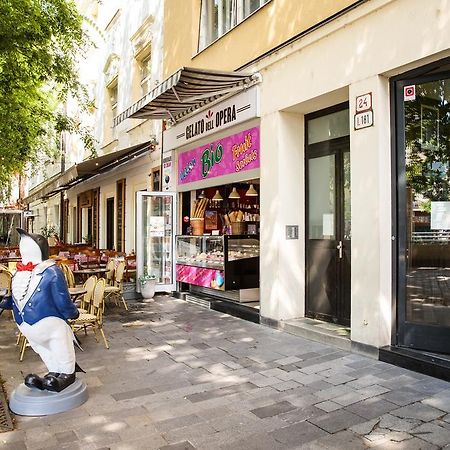 Aplend City Hviezdoslavovo Namestie Bratislava Exterior foto
